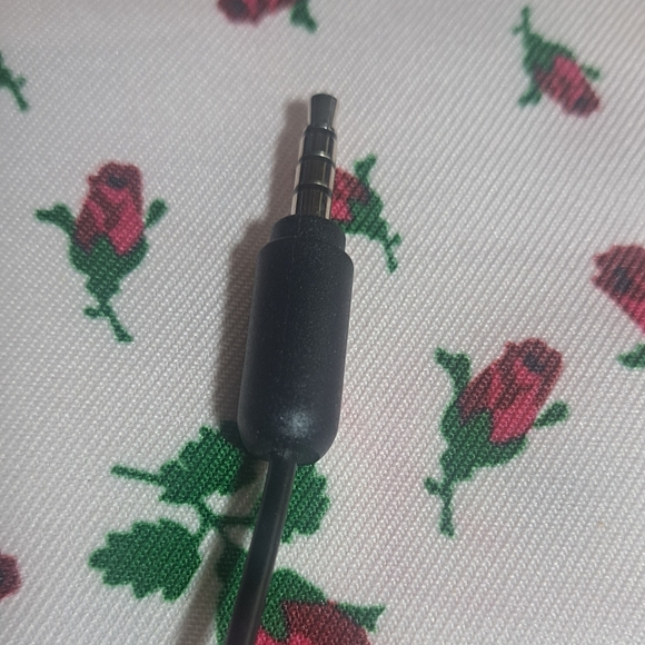 Betsy Johnson Phone Purse - Picture 6 of 6